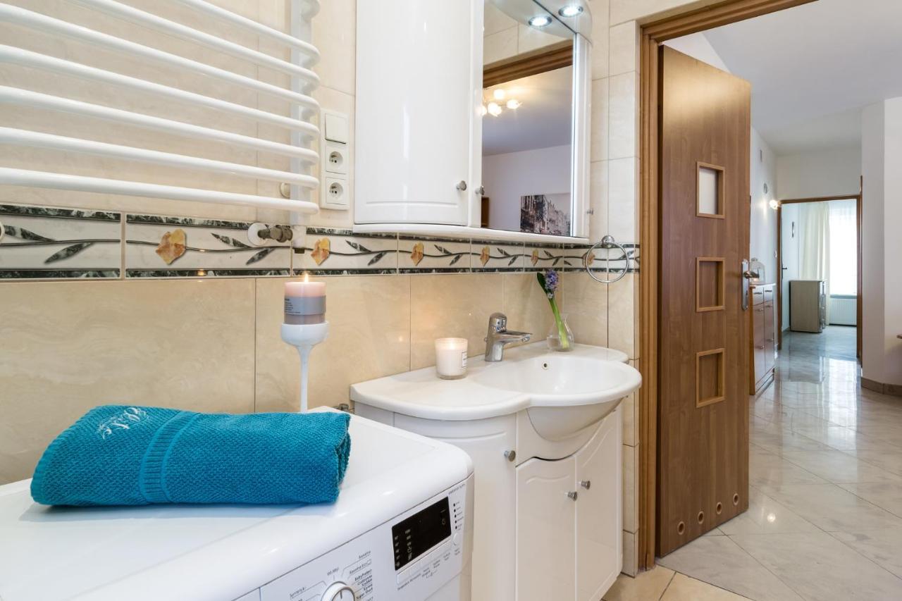 Elite Apartments Swietego Ducha Gdansk Ngoại thất bức ảnh
